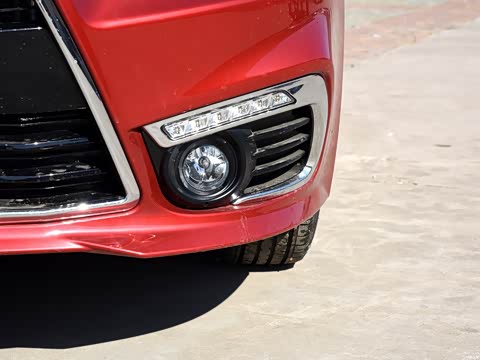 2015�� 1.8L CVT���а� ��V