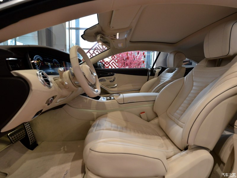 奔驰(进口) 奔驰s级 2015款 s 500 4matic coupe