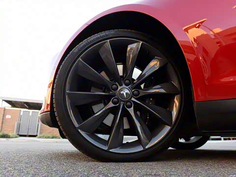 2015�� Model S 85D