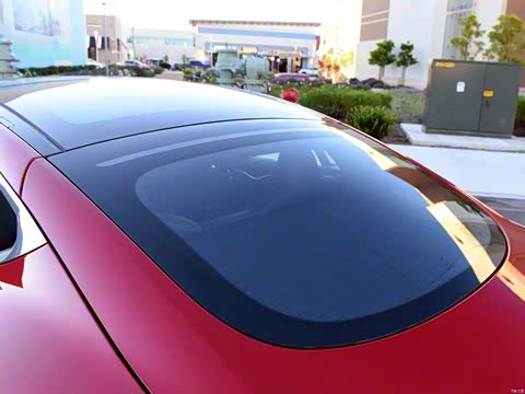 2015�� Model S 85D