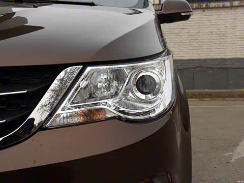 2015�� 1.8L �ֶ�����ESP�� 7��