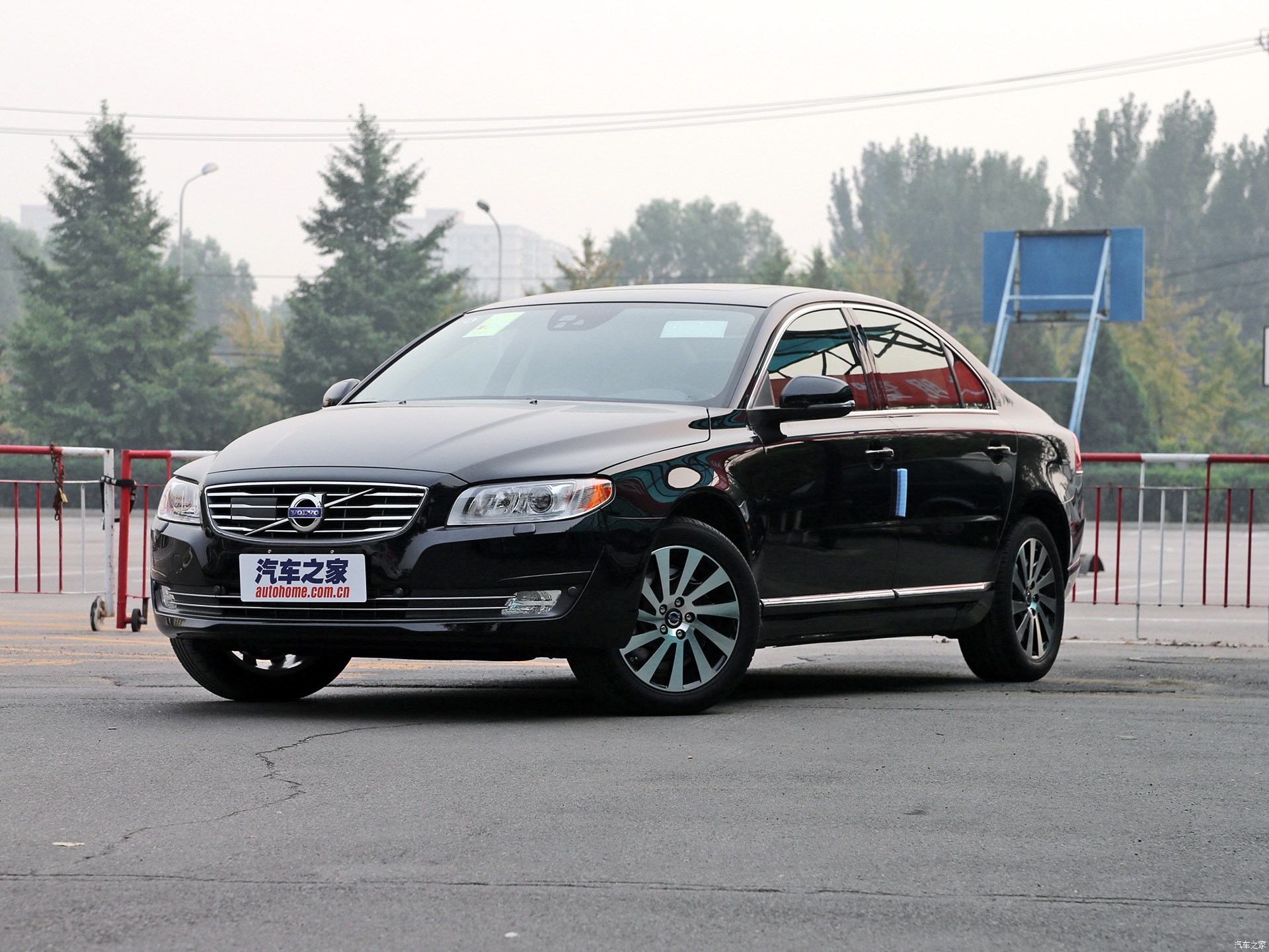 长安沃尔沃 沃尔沃s80l 2015款 2.0t t5 智尊行政版