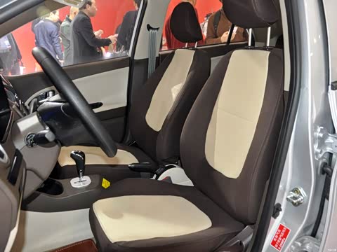 御捷_御捷330 2015款 基本型车厢座椅图片_汽车之家