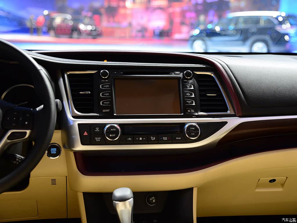 汉兰达 2015款 2.