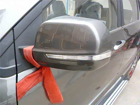 2014�� 1.5L �ֶ��º���