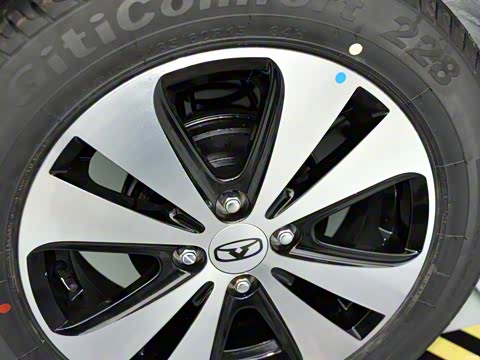 2015�� 1.5L �ֶ������