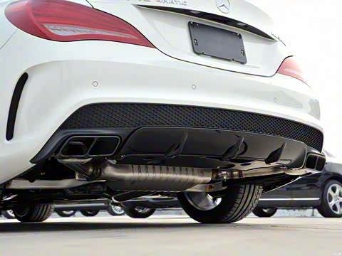 2015�� AMG CLA 45 4MATIC