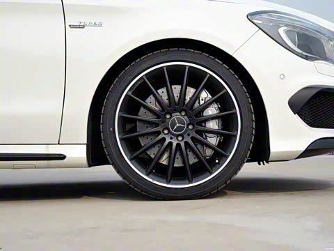 2015�� AMG CLA 45 4MATIC