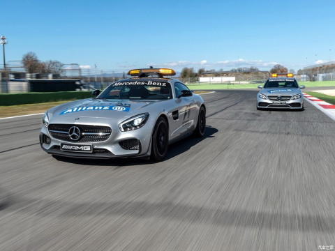 2015 AMG C 63 S Estate F1 Medical Car