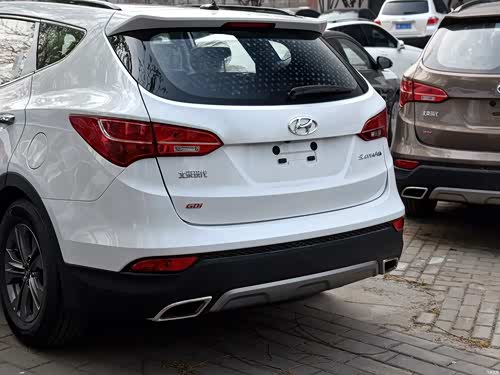 【图】胜达 2015款 2.4l 自动两驱智能型 5座报价_图片_现代_汽车之家