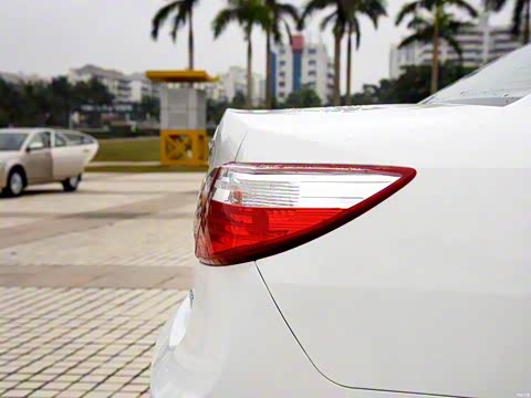 2015�� ���� 1.6L �ֶ���Ӣ��