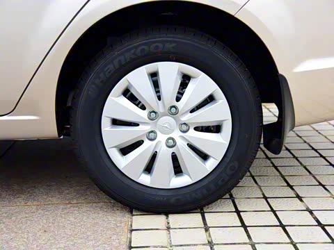 2015�� ���� 1.6L �ֶ��촰��