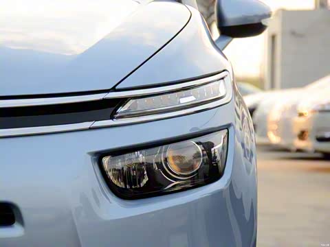 2015�� Grand 1.6T ������ 7��