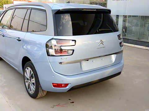 2015�� Grand 1.6T ������ 7��