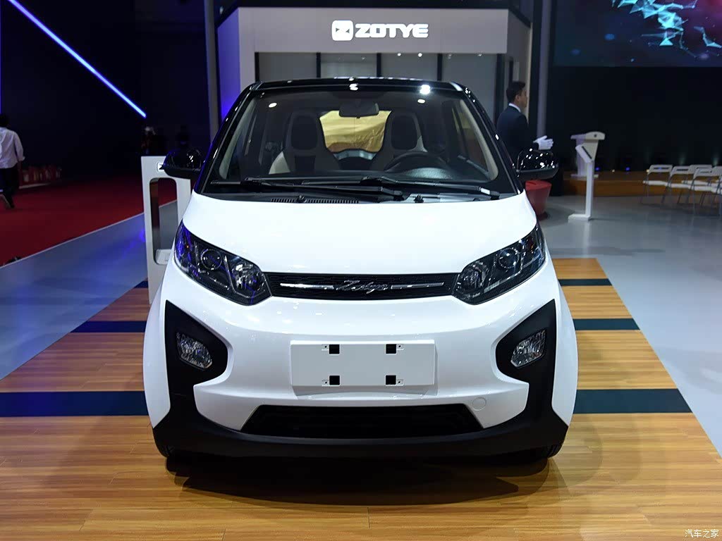 2016款 e30标准型