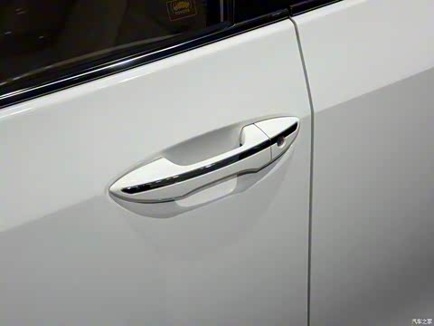 2016�� ˫�� 1.8L E-CVT�콢��