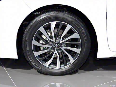 2016�� ˫�� 1.8L E-CVT�콢��