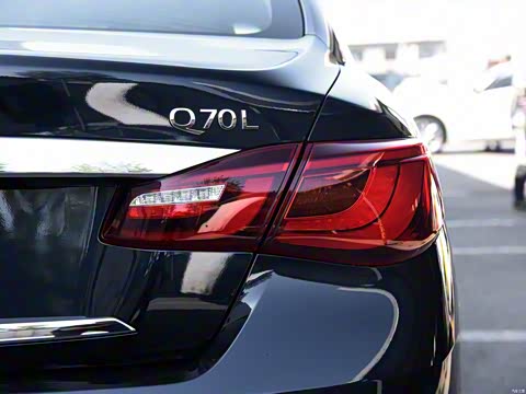 2015�� Q70L 2.5L ������