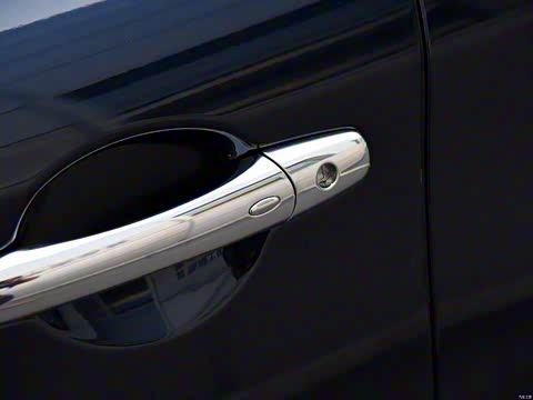 2015�� Q70L 2.5L ������