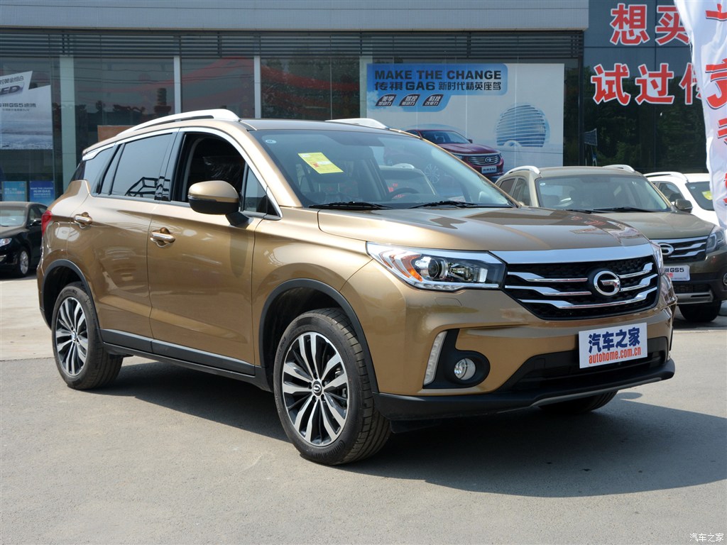 广汽乘用车 传祺gs4 2015款 200t g-dct尊贵版