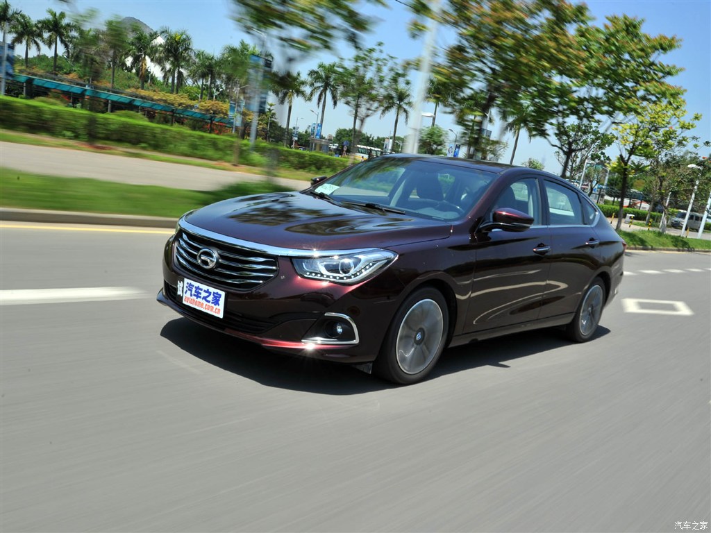 广汽乘用车 传祺ga6 2015款 1.8t 自动豪华导航型