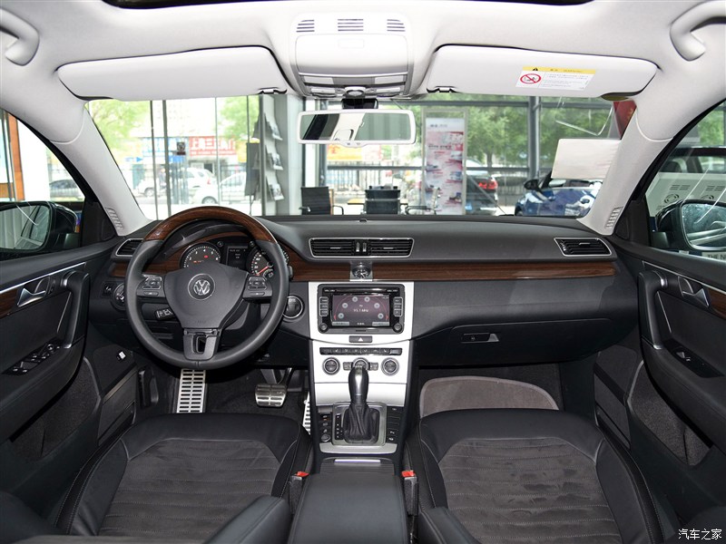 一汽-大众 迈腾 2015款 改款 1.8tsi 尊贵型