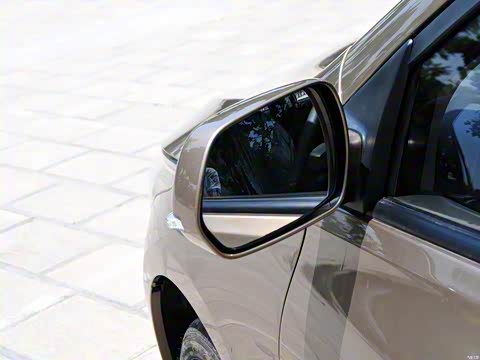 2015�� 1.5L �ֶ�������