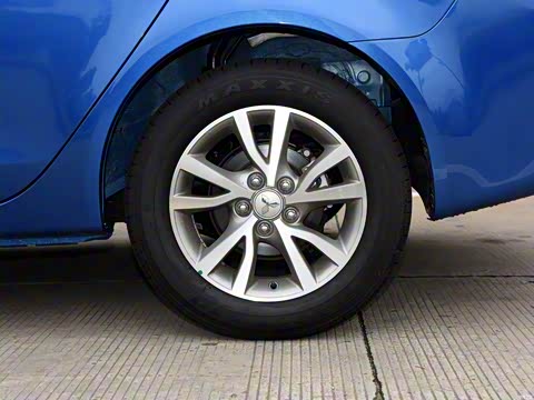 2013�� 1.8L �Զ��콢�� ��V