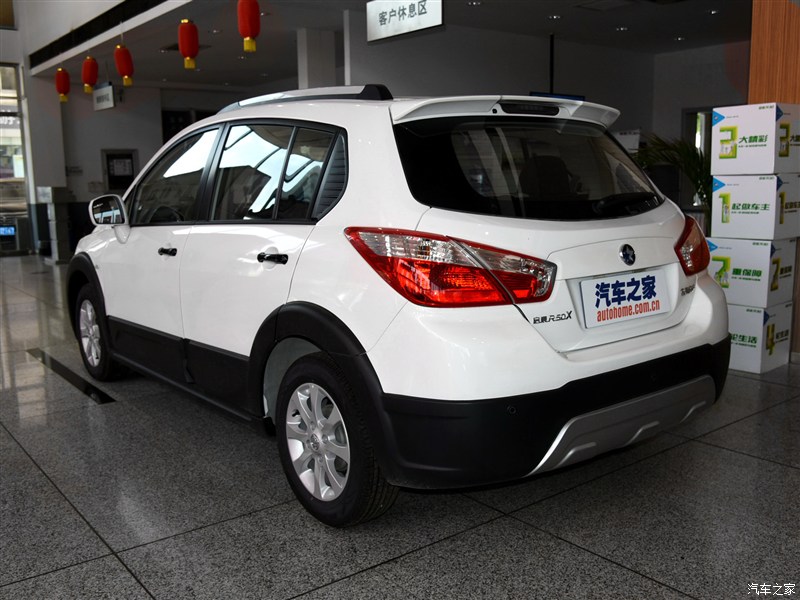 东风日产 启辰r50x 2015款 1.6l 手动豪华版