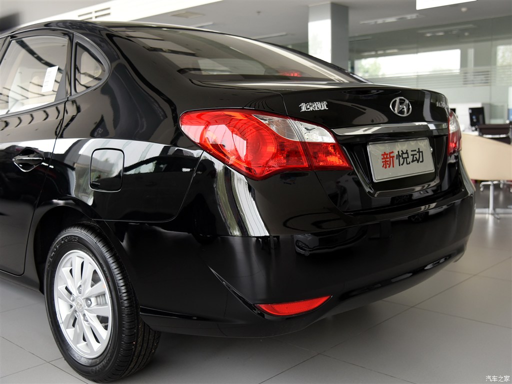 北京现代 悦动 2015款 1.6l 自动舒适型