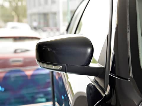 2015�� ����SUV 1.6T �Զ��Ͷ�����ǿ��