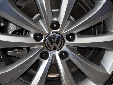 2015�� �Ŀ� 1.8TSI ������