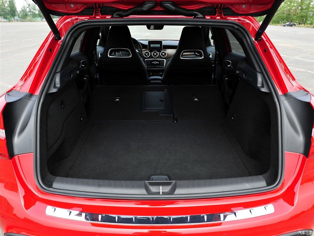 北京奔驰 奔驰gla级 2015款 gla 260 4matic 运动型