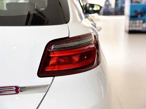 2014�� ���� 1.6L �Զ�������