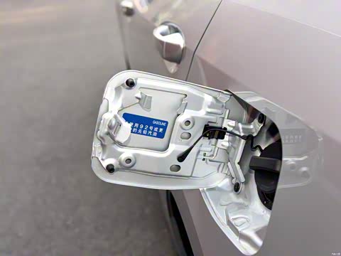 2015�� 1.6E CVT�����