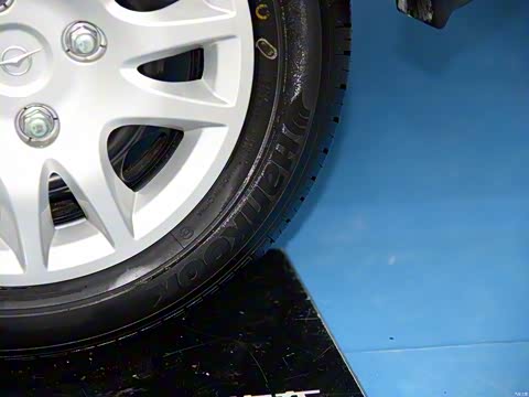 2015�� 1.3L �ֶ����°�