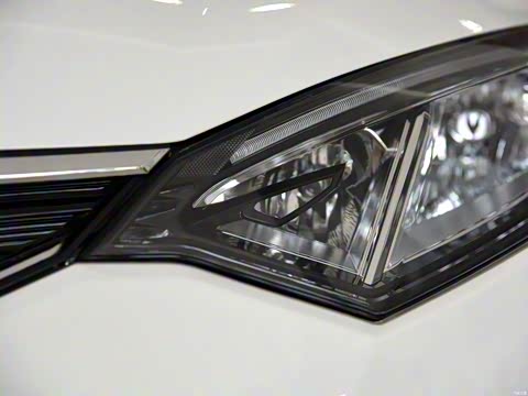 2015�� 1.6L �ֶ��¿��� ��V