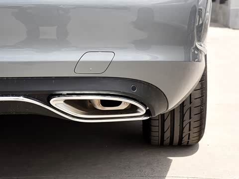 2015�� C 200 L 4MATIC