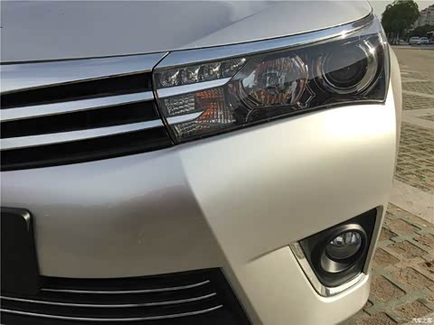 2014�� 1.8L CVT GLX-i