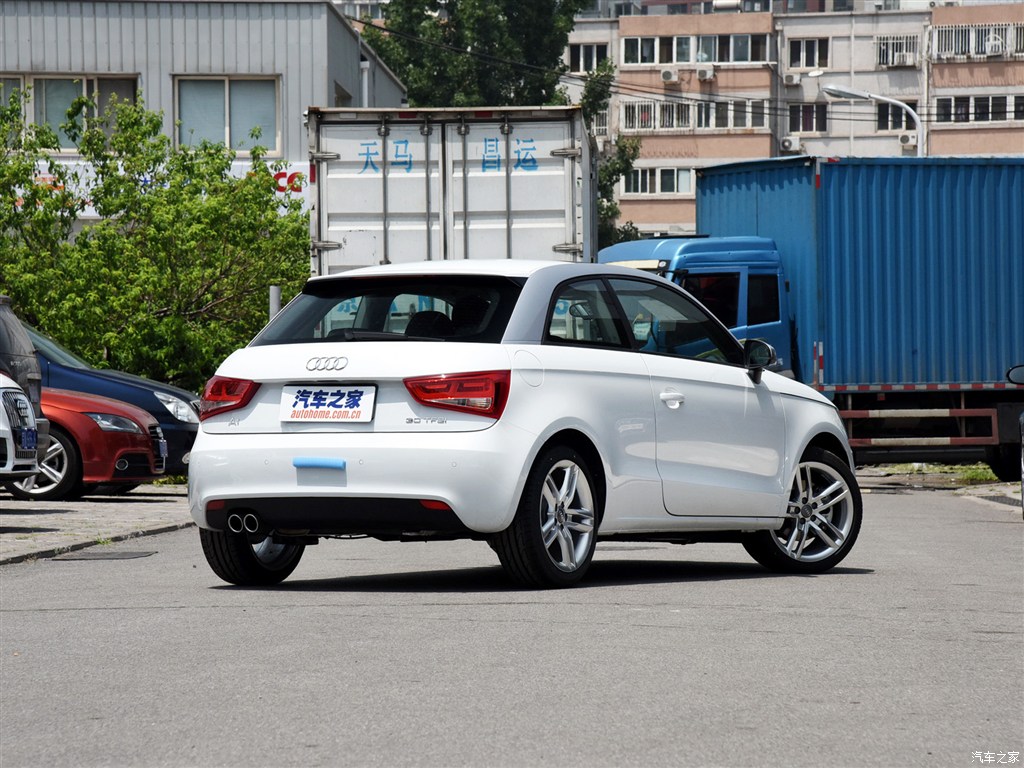 奥迪(进口) 奥迪a1 2014款 30 tfsi 豪华型