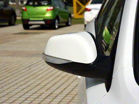 2015�� 1.6L �ֶ�Ʒ����