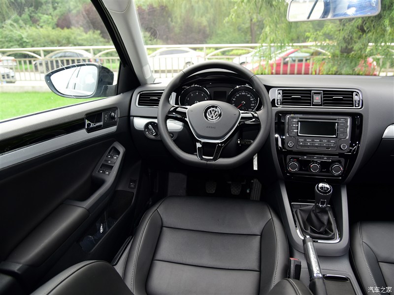 一汽-大众 速腾 2015款 230tsi 手动舒适型