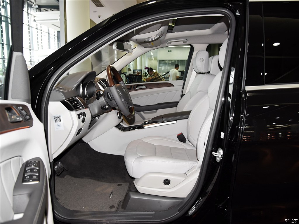 奔驰(进口) 奔驰gl级 2015款 gl 400 4matic豪华型