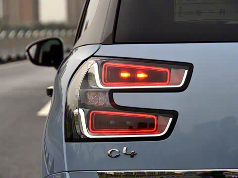 2015�� Grand 1.6T ������ 7��