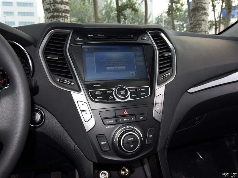北京现代 全新胜达 2015款 2.0t 自动四驱智能型 5座