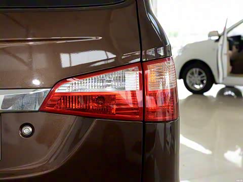 2015�� 1.5L �ֶ���׼��