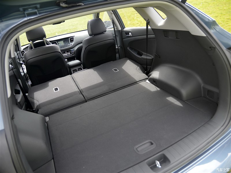 北京现代 途胜 2015款 1.6t top dct 4wd