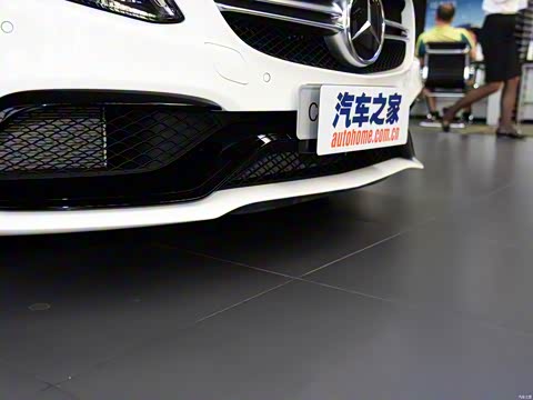 2015�� AMG C 63 S