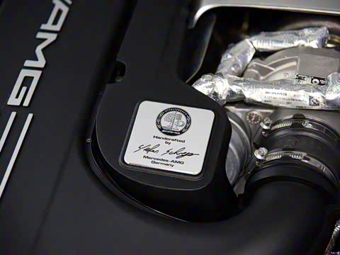 2015�� AMG C 63 S