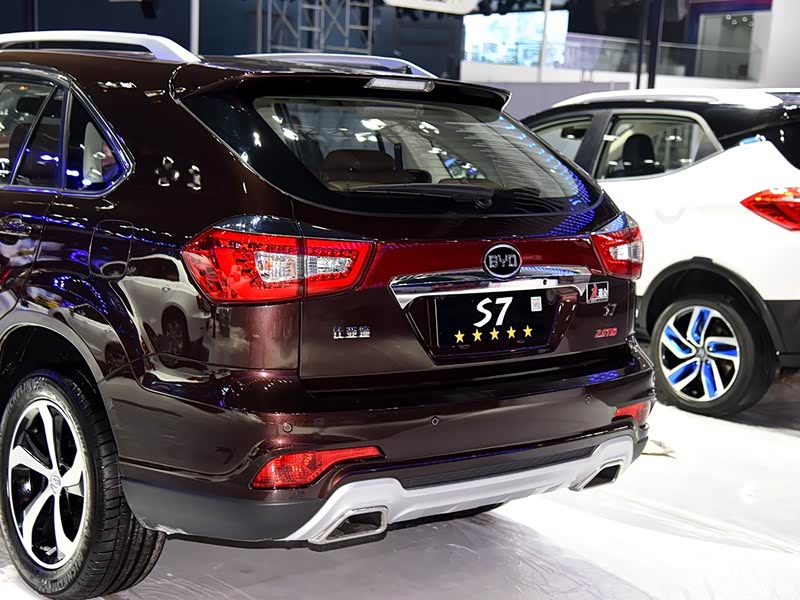 【图】比亚迪 比亚迪s7 2016广州车展_477211_汽车之家